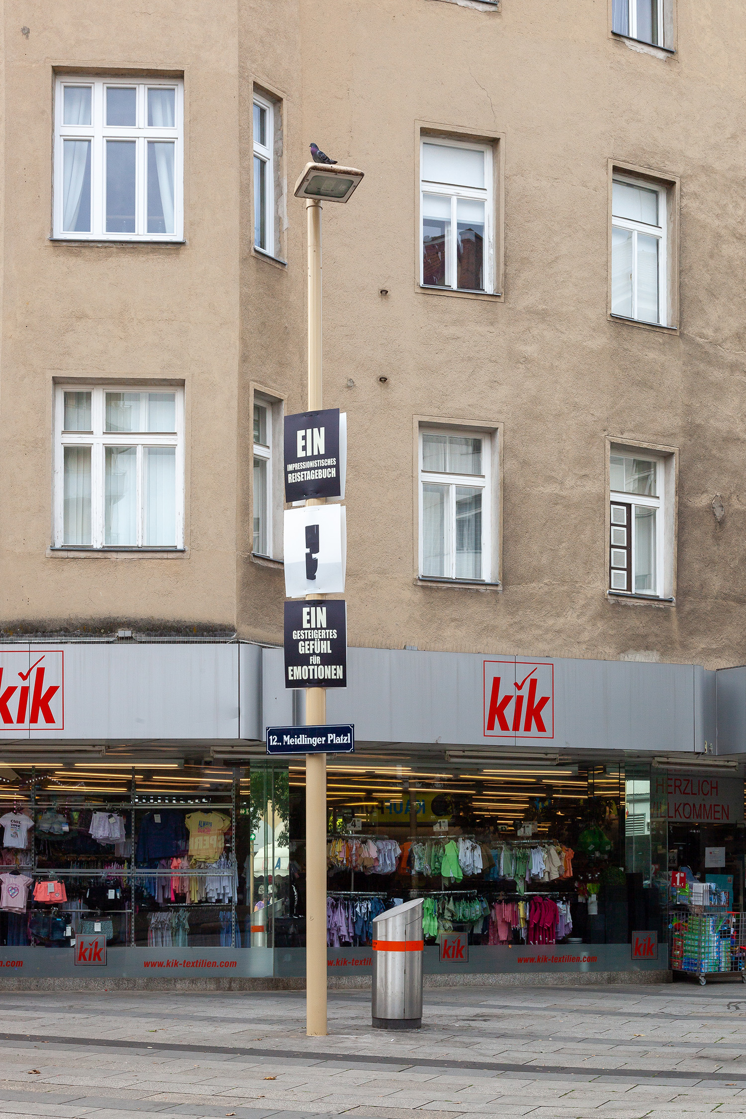 Wandertag with Jojo Gronostay ‘An impressionistic travel journal’ (installation view) 2023.