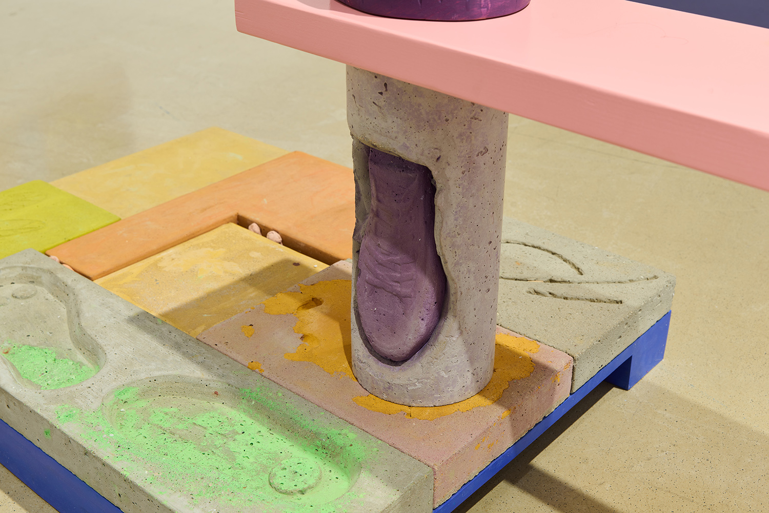 Maruša Sagadin ‘Schlechte Laune ohne Kiosk und Küche (Bad Mood Without a Kiosk and Kitchen) (Lara)’ 2020