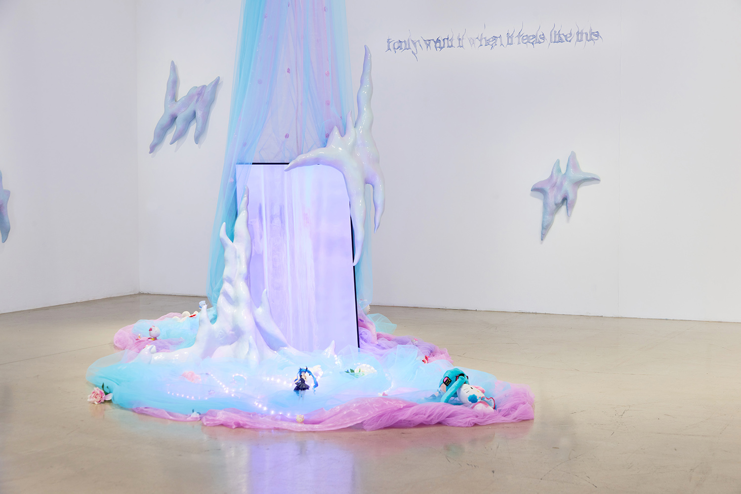 NOE_all_the_feels_129_fullsize