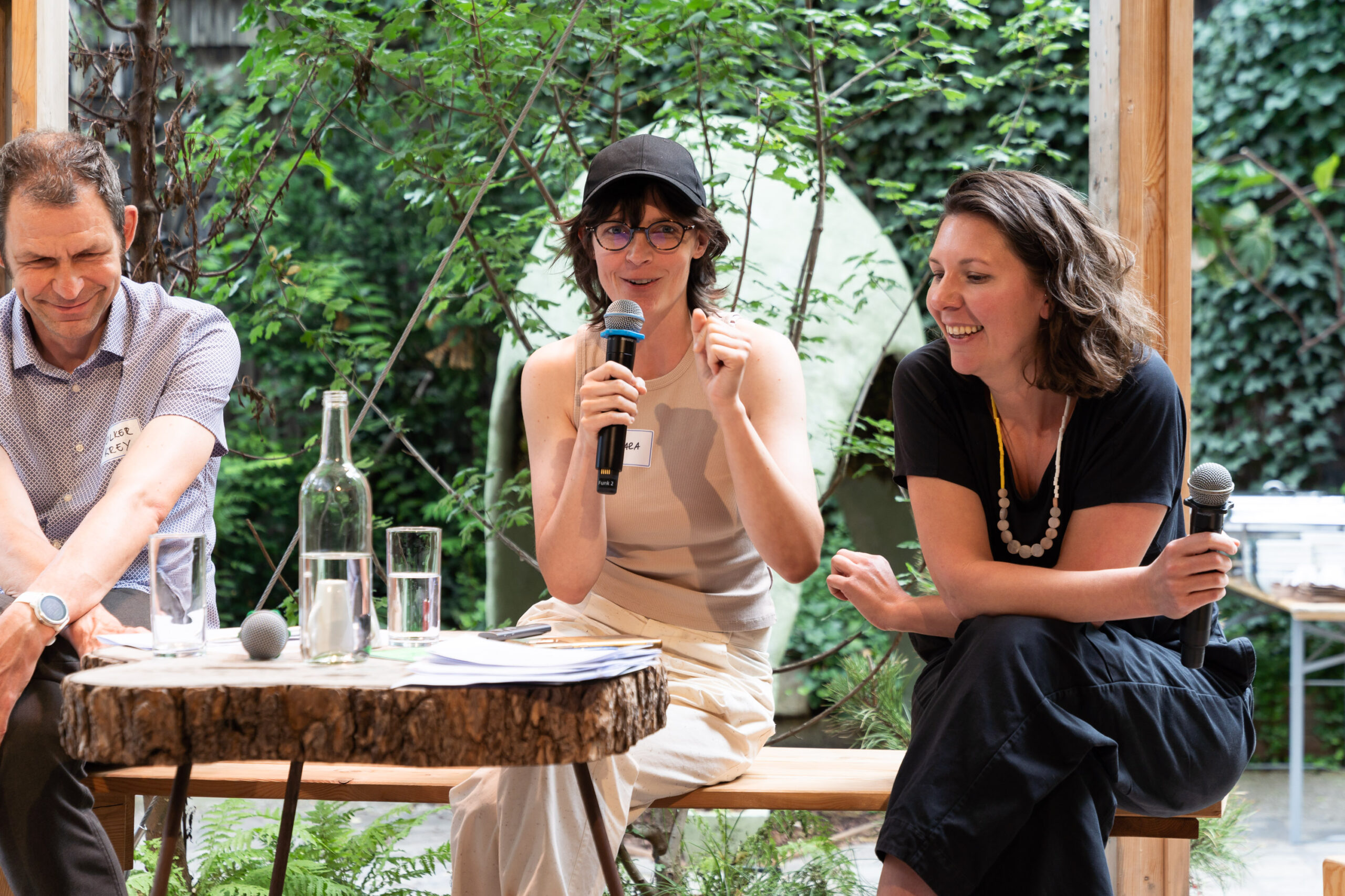 Presentation 'Sensing Resonance‘ at Wiener Klimagipfel 2024.