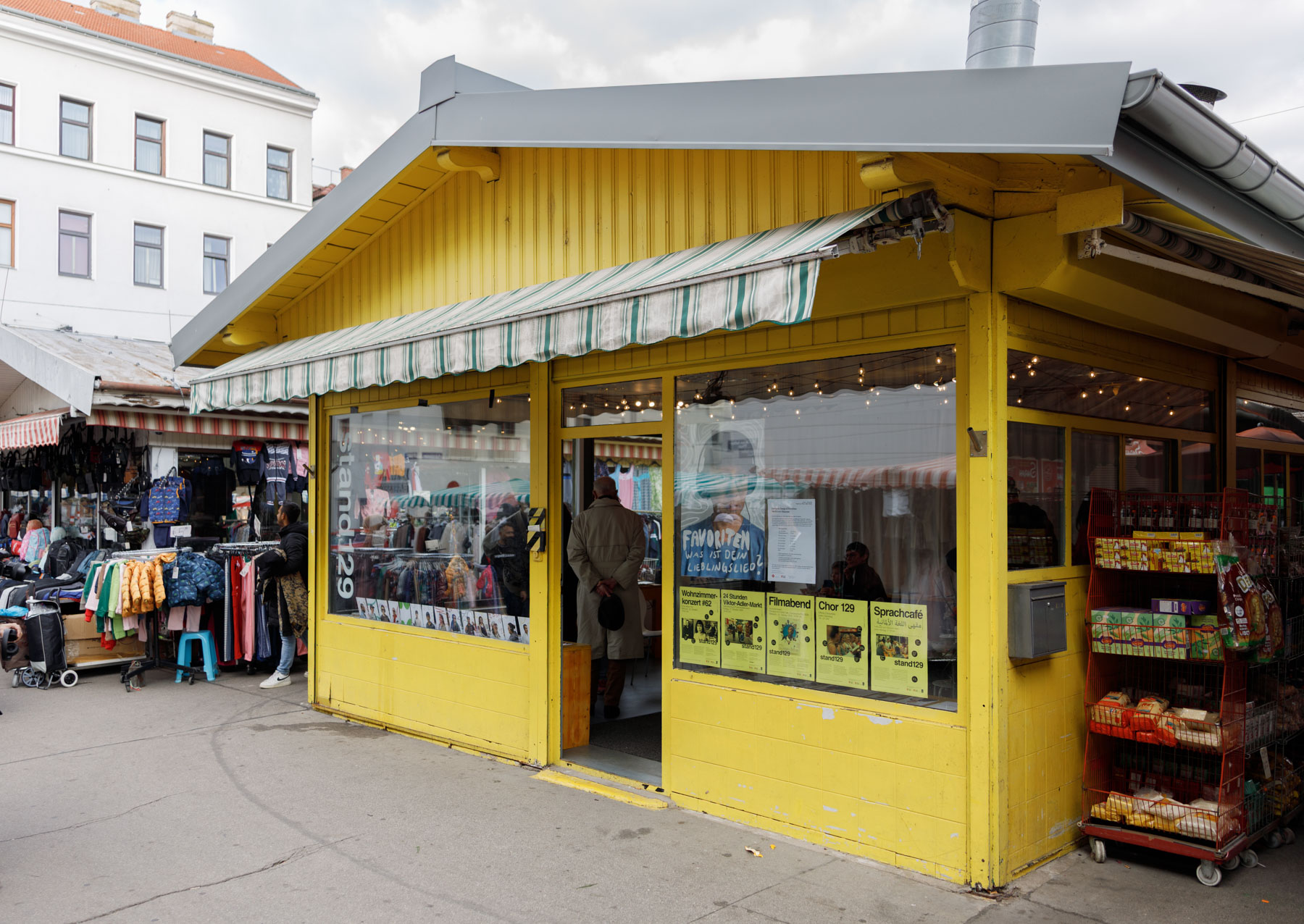 Wir Hier with Michikazu Matsune ‘Favourite songs of Favoriten’ (installation view) 2025.