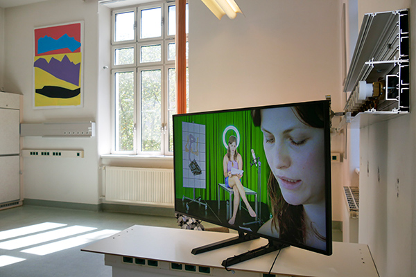 Front right: Aaron/Nora Scherer and Nikita Zhukovskiy ‘on intimacy, kink and boundaries’ 2021. Courtesy the artists. Back left: Alice von Alten ‘I like the View up Here’, 2021. Courtesy the artist. Photo: Nathan Cha